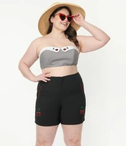 Lifestyle Group (UK) Ltd Plus Size Black Gingham & Cherry Skull Bandeau Crop Top Sale