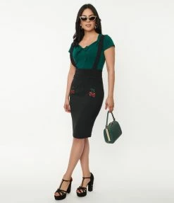 Lifestyle Group (UK) Ltd 1950s Black Cherry Skull Suspender Wiggle Skirt