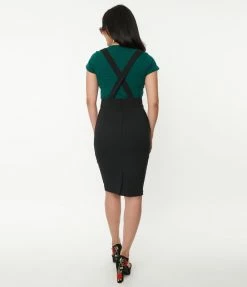 Lifestyle Group (UK) Ltd 1950s Black Cherry Skull Suspender Wiggle Skirt