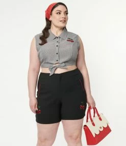 Lifestyle Group (UK) Ltd Plus Size 1950s Black & Cherry Skull Shorts Sale