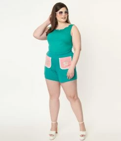 Smak Parlour Plus Size Teal & Pink Daisy Delight Shorts Clothing