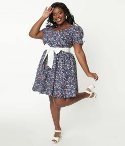 New Arrivals! Unique Vintage Plus Size 1950s Navy Botanica Print Dakota Flare Dress