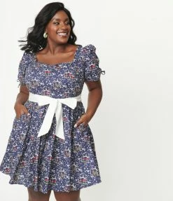 New Arrivals! Unique Vintage Plus Size 1950s Navy Botanica Print Dakota Flare Dress