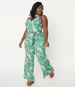 Smak Parlour Plus Size Green Butterfly PrintåÊGlamour Goddess Jumpsuit Rompers & Jumpsuits