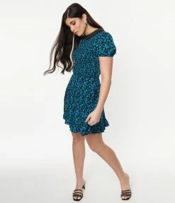 Smak Parlour Black & Blue Floral Print Smocked Fit & Flare Dress