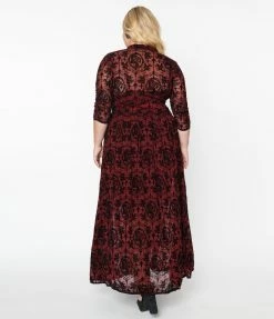 Clothing Unique Vintage Plus Size 1950s Burgundy & Black La Catrina Velvet Burnout Tallullah Duster