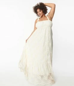 Unique Vintage Plus Size Ivory Embroidered Floral Maxi Dress