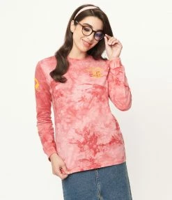 Fan Flair Cakeworthy Gryffindor Tie Dye Long Sleeve Tee