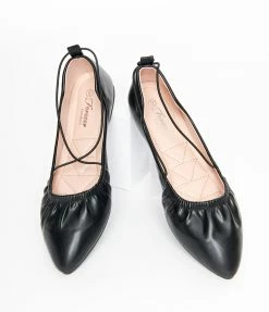 Appleblossom Flats Black Leatherette String Ballet Flat