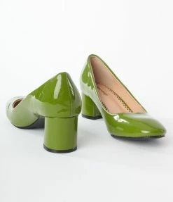 Trending Unique Vintage Green Patent Block Heels
