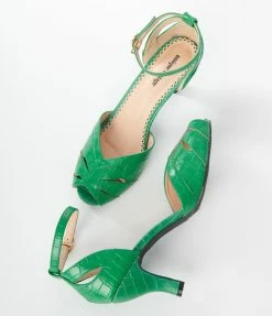 Unique Vintage Green Crocodile Peep Toe Heels