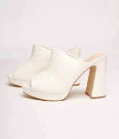 Heels & Wedges Unique Vintage White Open Toe Mule Heels