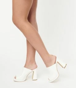 Heels & Wedges Unique Vintage White Open Toe Mule Heels
