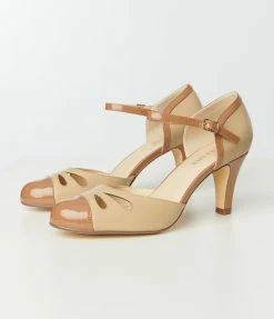 Chelsea Crew Nude & Tan Getty Heels