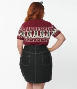 Unique Vintage Plus Size 1950s Burgundy Coffin Knit Fair Isle Sweater