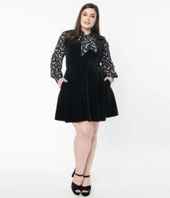 Smak Parlour Plus Size Black Velvet & Spooky Bat Print She.E.O. Flare Dress