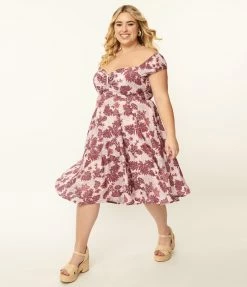 SHEEN Clothing Ltd Plus Size Light Pink & Wine Leaf Print Swing Dress