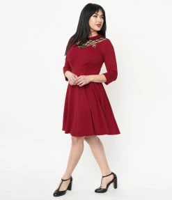 Sale Unique Vintage 1950s Burgundy Spiderweb Endora Fit & Flare Dress