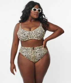 Kingdom & State Plus Size Leopard Print Swim Top Swimwear