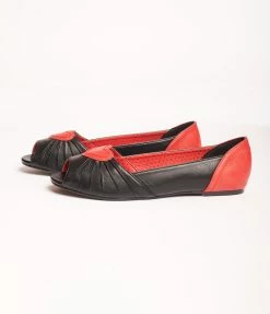 Ellie Shoes Bettie Page Black & Red Heart Peep Toe Flats