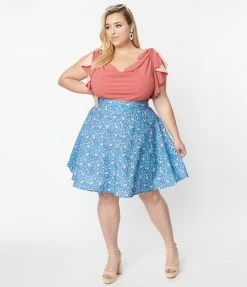 Retrolicious Plus Size Blue & Mushroom Houses Skater Skirt