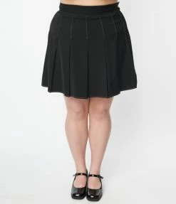 Trending Smak Parlour Plus Size Black Pleated Mini Skirt