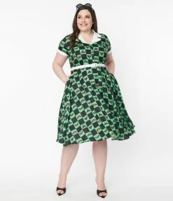 Unique Vintage Plus Size 1950s Green & Moth Checkered Print Alexis Swing Dress Sale