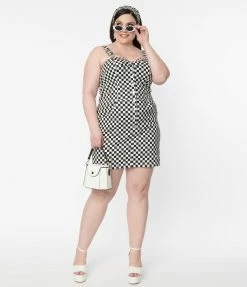 Unique Vintage Plus Size Black & White Checkered Fitted Pinafore Sale