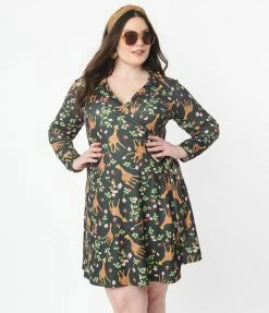 Unique Vintage Plus Size Green Giraffe & Strawberry Print Wrap Dress