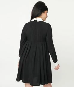 Unique Vintage Black & White Collar Peggy Babydoll Dress Clothing