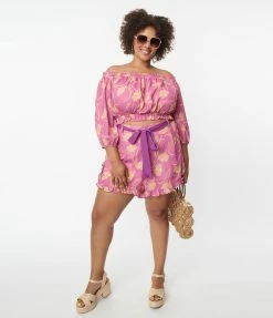 Smiley® X Unique Vintage Plus Size Pink Smiley® Daisy Ruffle Shorts