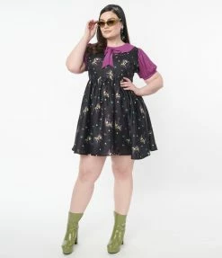 Unique Vintage Plus Size Black Pin-Up Witch Print Arden Babydoll Dress