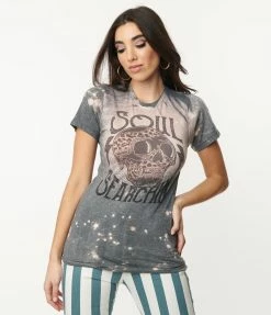 Wandering Owl Designs Soul Searching Skull Bleached Fitted Graphic Tee Sale