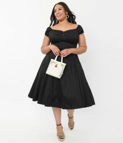 Collectif Plus Size Black Dolores Swing Dress
