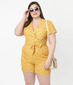 SHEEN Clothing Ltd Plus Size Yellow & White Floral Print Cora Romper