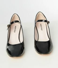 Unique Vintage Black Patent Leatherette Mary Jane Block Heels