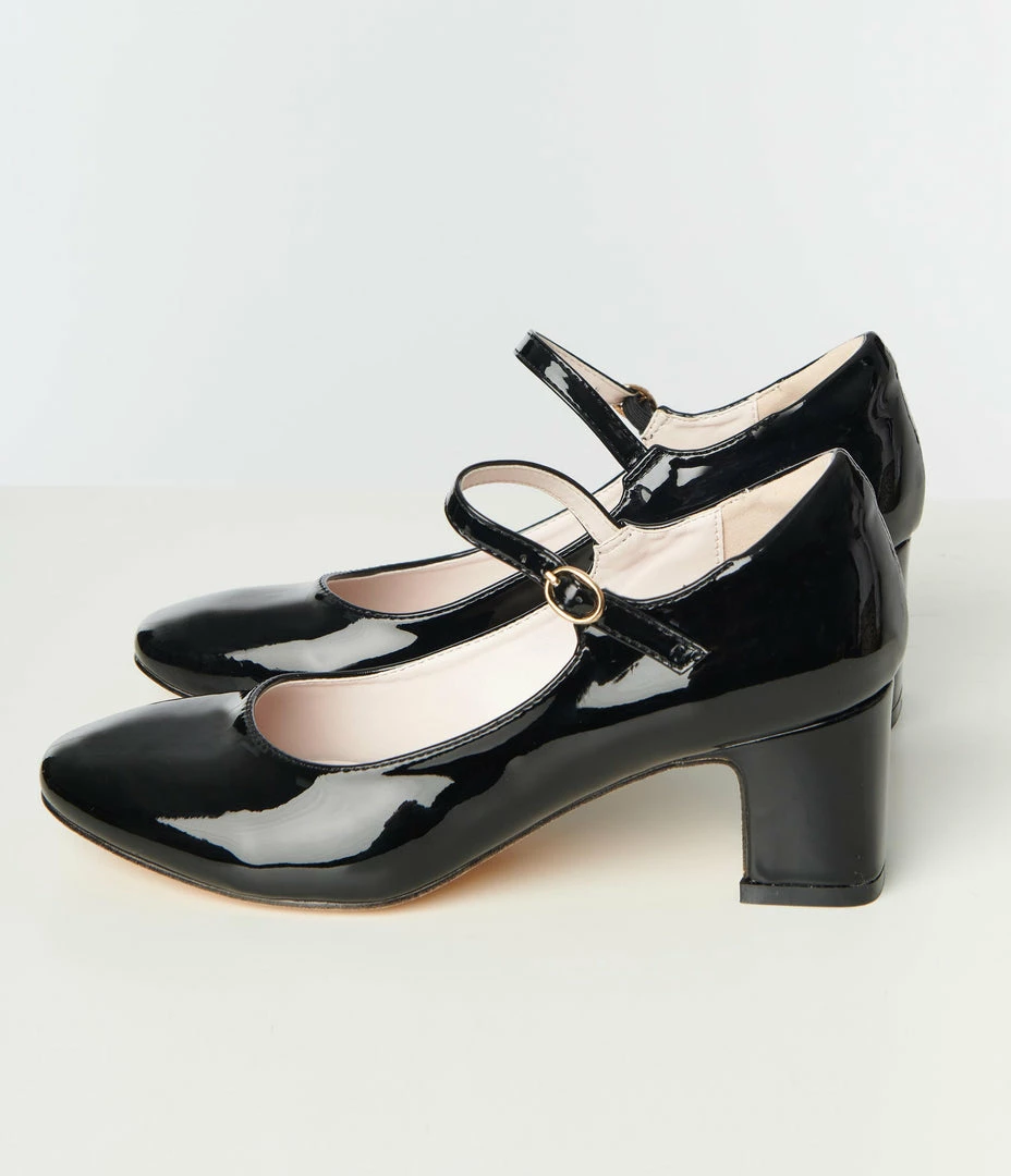 Unique Vintage Black Patent Leatherette Mary Jane Block Heels