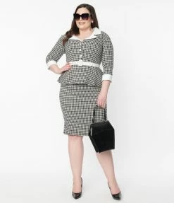 Unique Vintage Plus Size Black & White Houndstooth Cooper Suit Dress