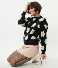Dessin Studio Sale Black & White Fuzzy Daisy Knit Sweater