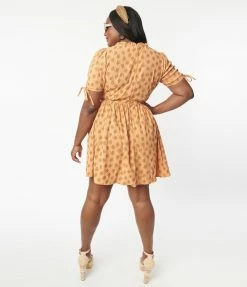 Trending Smak Parlour Plus Size Orange & Brown Floral Woodstock Flare Dress