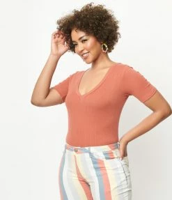 A Beauty By BNB Sale Coral V-Neckline Short Sleeve Bodysuit