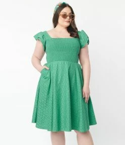 SHEEN Clothing Ltd Plus Size Green Eyelet Raphaella Swing Dress Sale