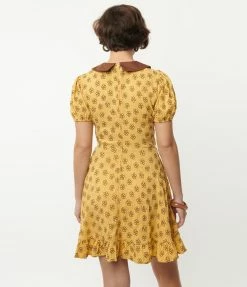 Smak Parlour Mustard & Brown Floral Smocked Fit & Flare Dress