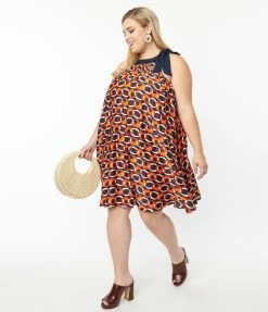 Smak Parlour Plus Size Navy & Red Chain Print Pleated Shift Dress Sale
