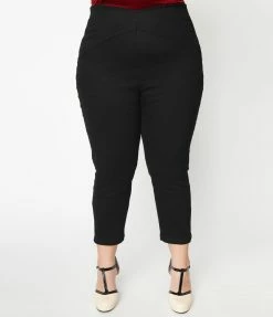 Unique Vintage Plus Size Black V-Waist Crop Pants