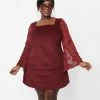 Smak Parlour Plus Size Burgundy Floral Sleeve Mini Dress