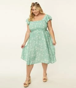 SHEEN Clothing Ltd Sale Plus Size Mint & White Floral Swing Dress