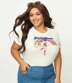 DC Comics X Unique Vintage Wonder Woman Magic Unisex Tee Fan Flair
