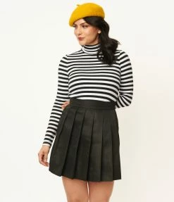 Trending Unique Vintage Black & White Stripe Turtleneck Cherie Top