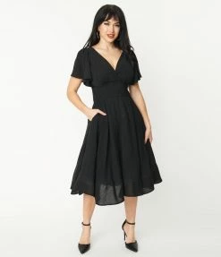 Trending Unique Vintage Black Texture Swing Dress